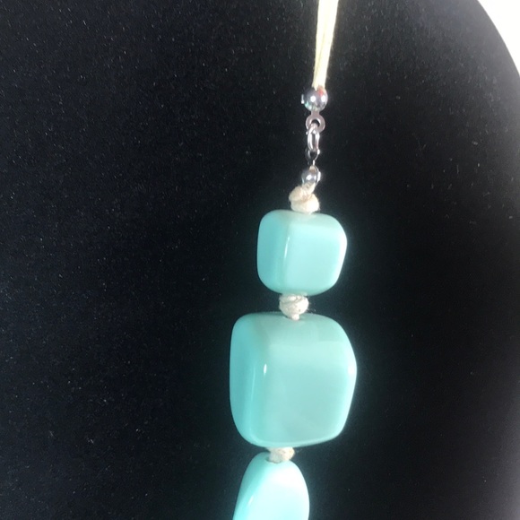 Stone Necklace - Picture 2 of 4